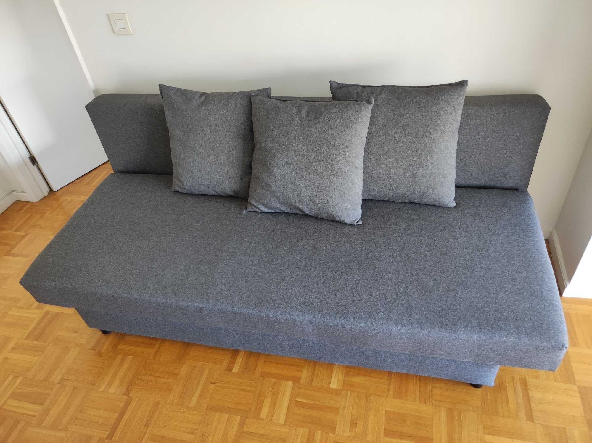 Sofá IKEA Äldvalen