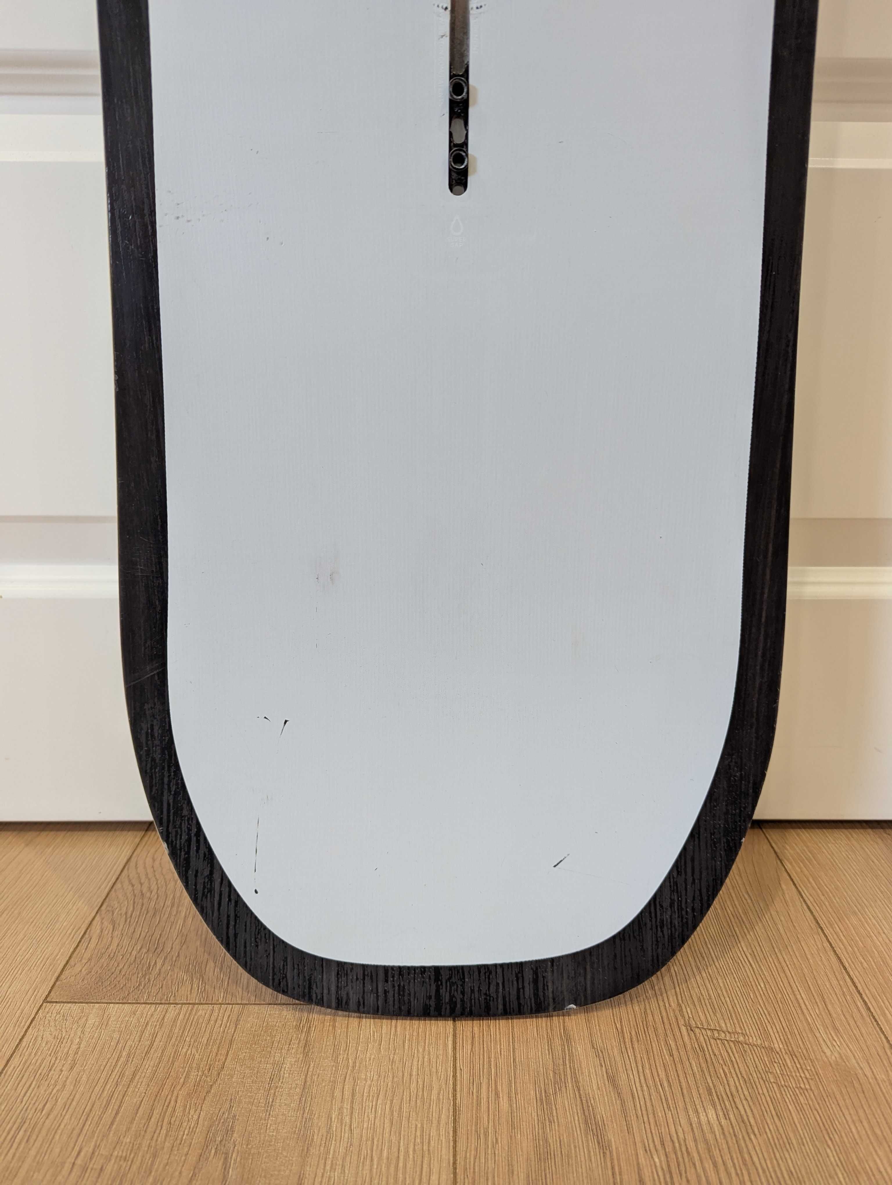 Deska snowboardowa Burton Custom 166W