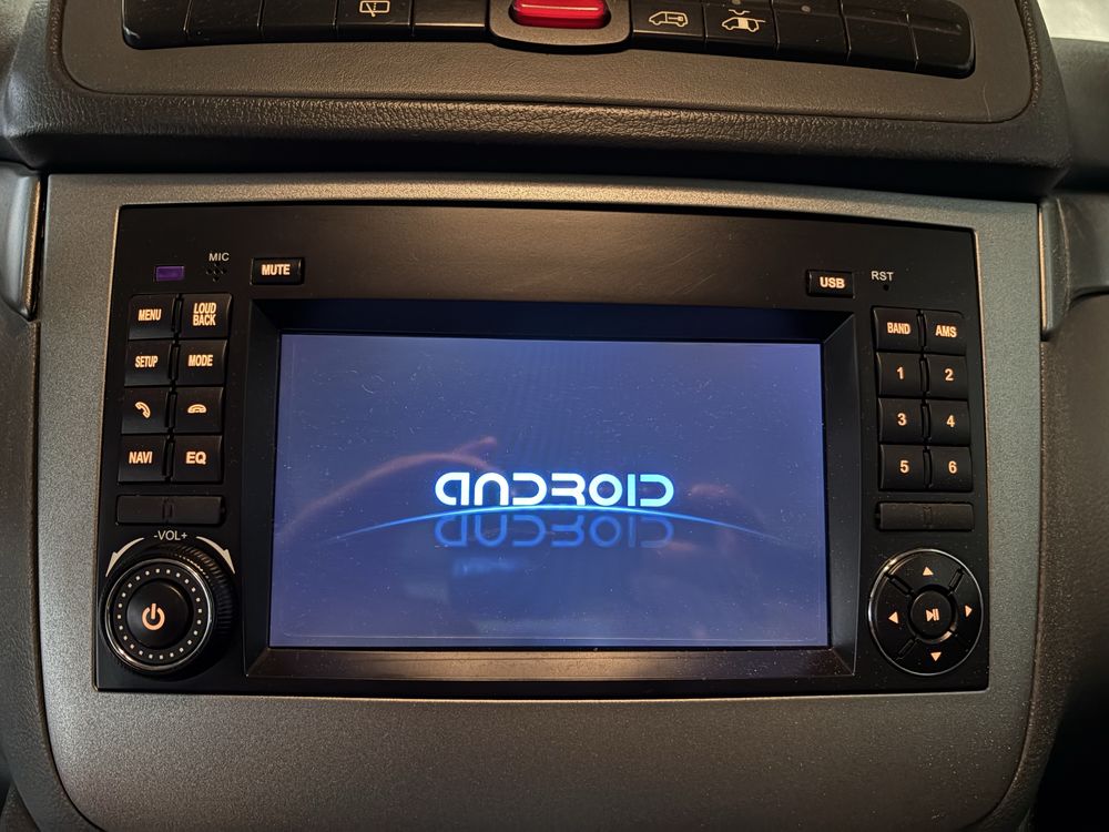 Android radio mercedes Vito / Viano W639