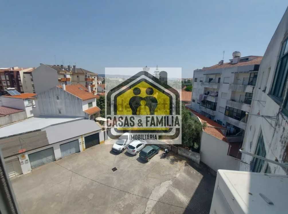 Apartamento T4 DUPLEX com garagem