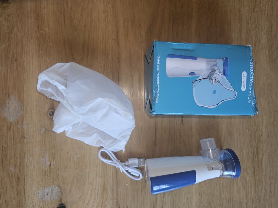 Nebulizator mini z akumulatorem do lafowania.