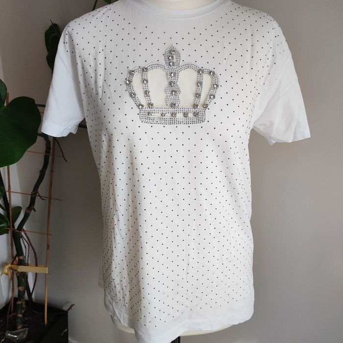 Bluzka z koroną w cyrkonie