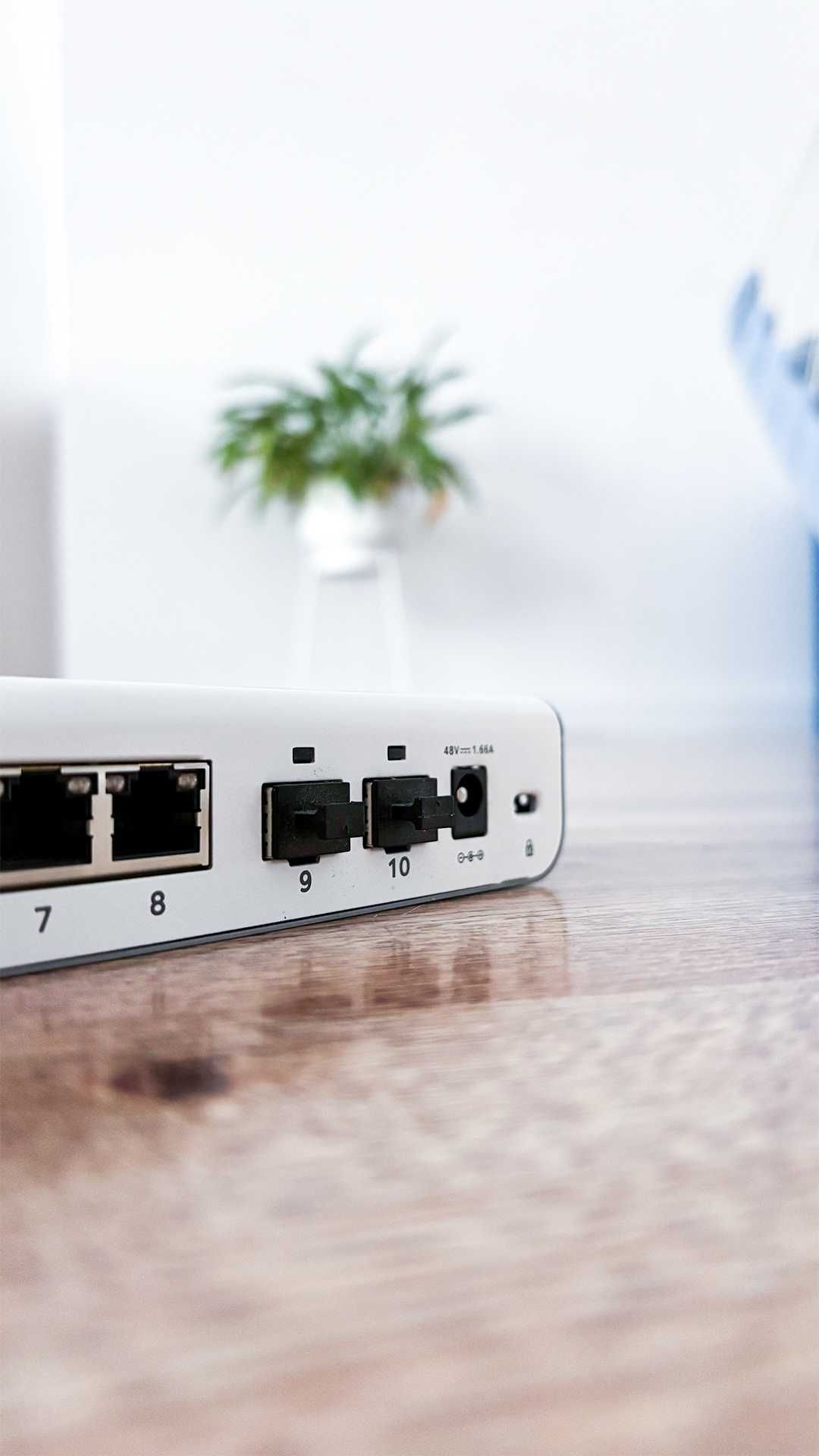 Switch Netgear GC110P (8x100/1000Mbit 2xSFP) PoE