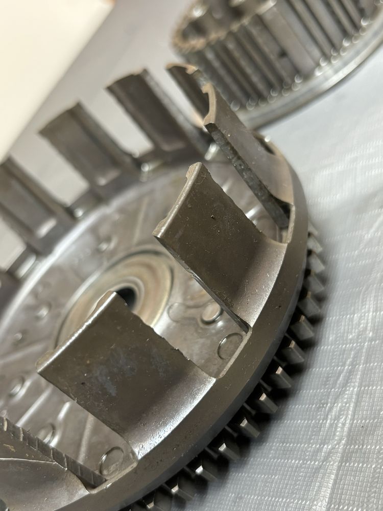 Sprzęgło kosz sprzęgłowy HONDA CRF250 R 10-17