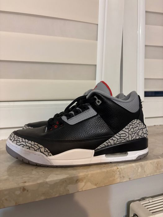 Air jordan 3 black cement