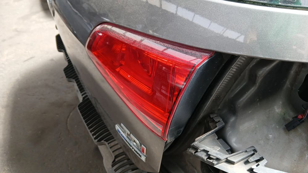 Farolim da mala direito VOLKSWAGEN Golf VII (5G1, BQ1, BE1, BE2)