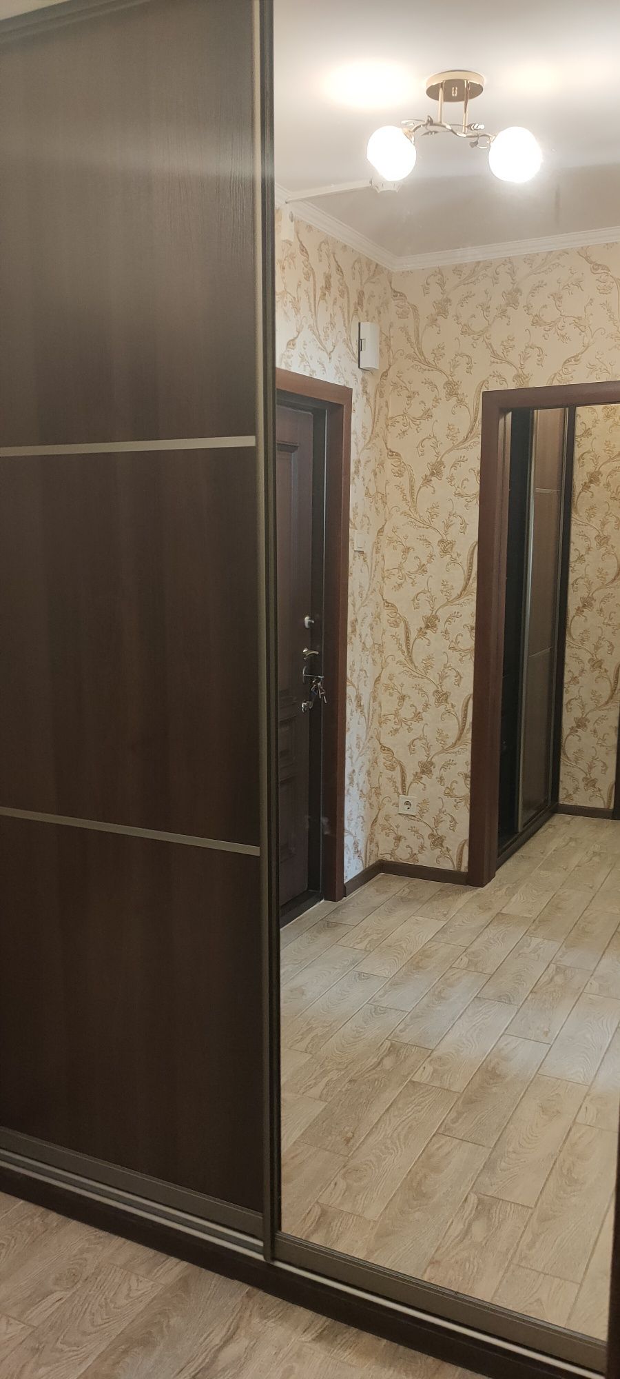 Власник. Продам 1 к. квартиру 44 кв.м., Чавдар, 34.  эОселя