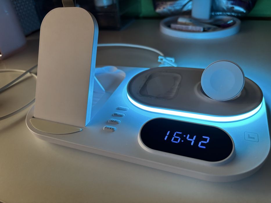 Бездротова зарядна станція 20ватт Qinetiq i6