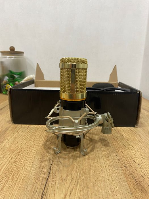 Студійний мікрофон