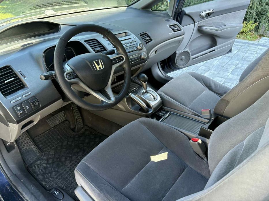 Honda Civic Sedan 1.3 z gazem Hybryda Automat Taxi