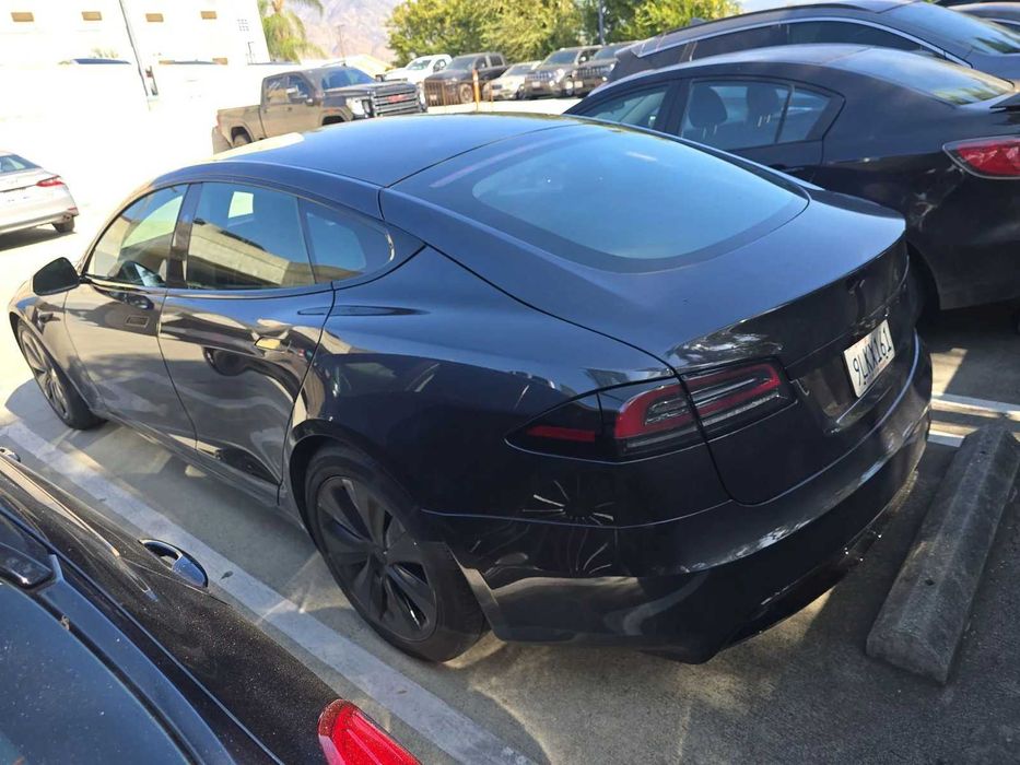 Tesla Model S AWD 2024