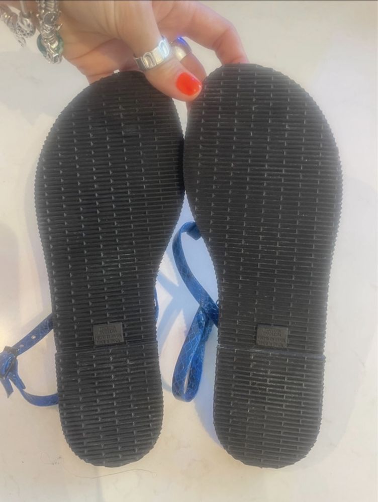 Sandálias Havaianas Novas