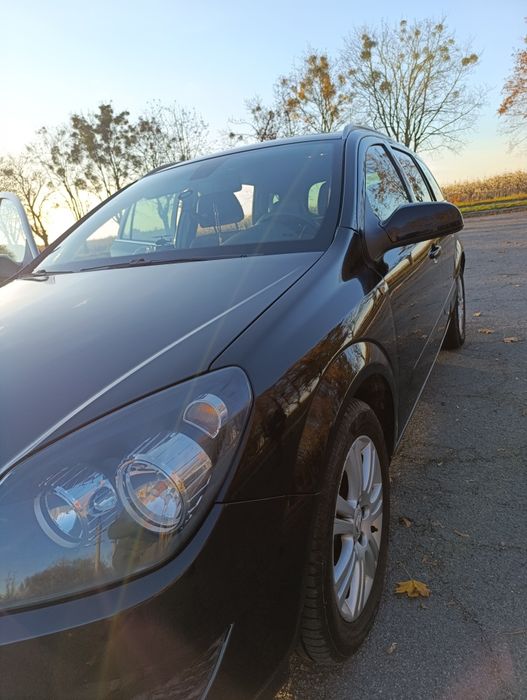 Продам Опель Астра 2008 рік..