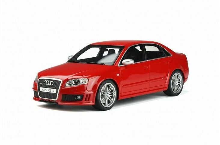 1/18 Audi RS4 (B7) 4.2 FSI vm - OTTO OT400