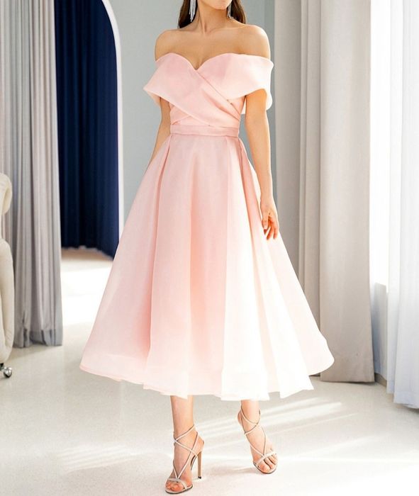 Плаття на випускний