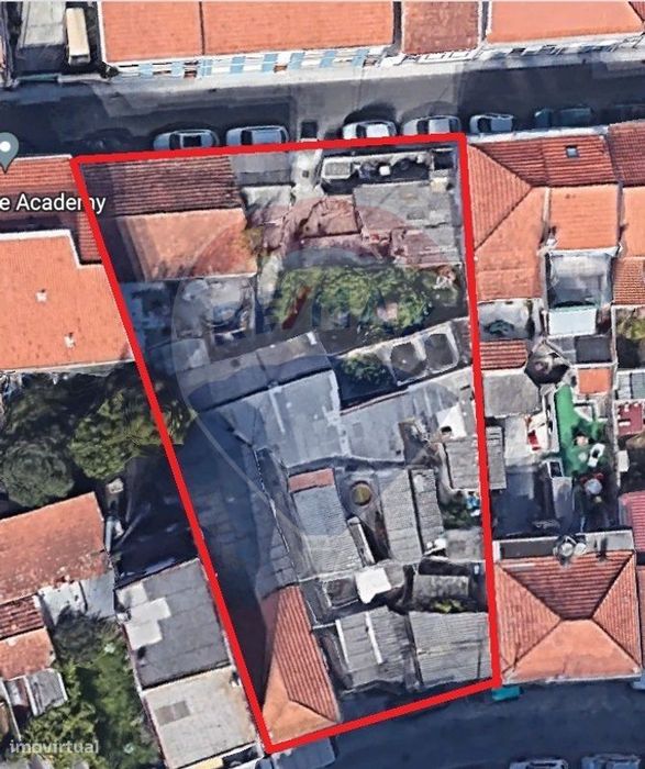 Moradia T11 para venda