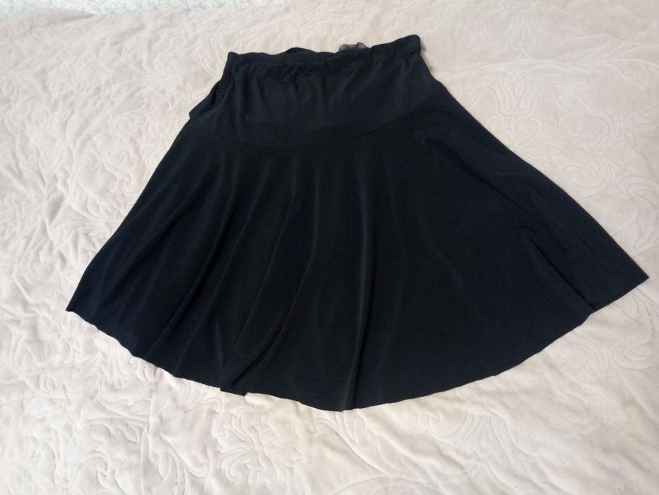 Красива дитяча спідниця