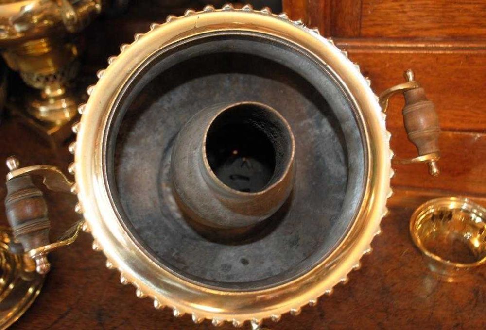 Антик. малий робочий самовар ріпка фігурна ложчата