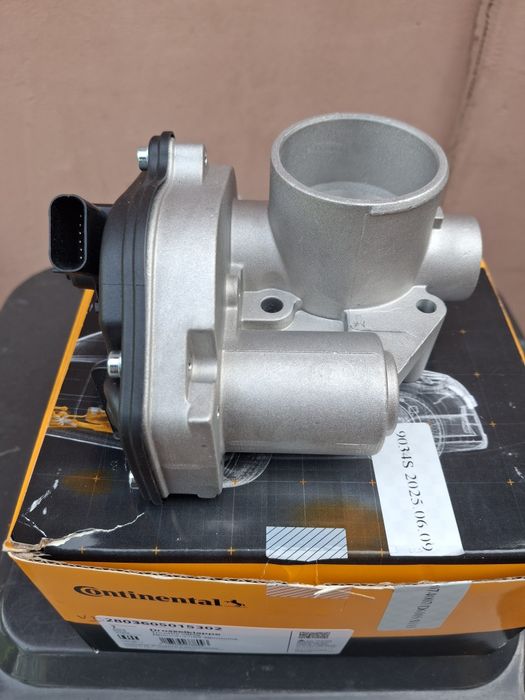 Przepustnica 1.6 benzyna  Ford cmax, Mondeo, Volvo. Continental avd -