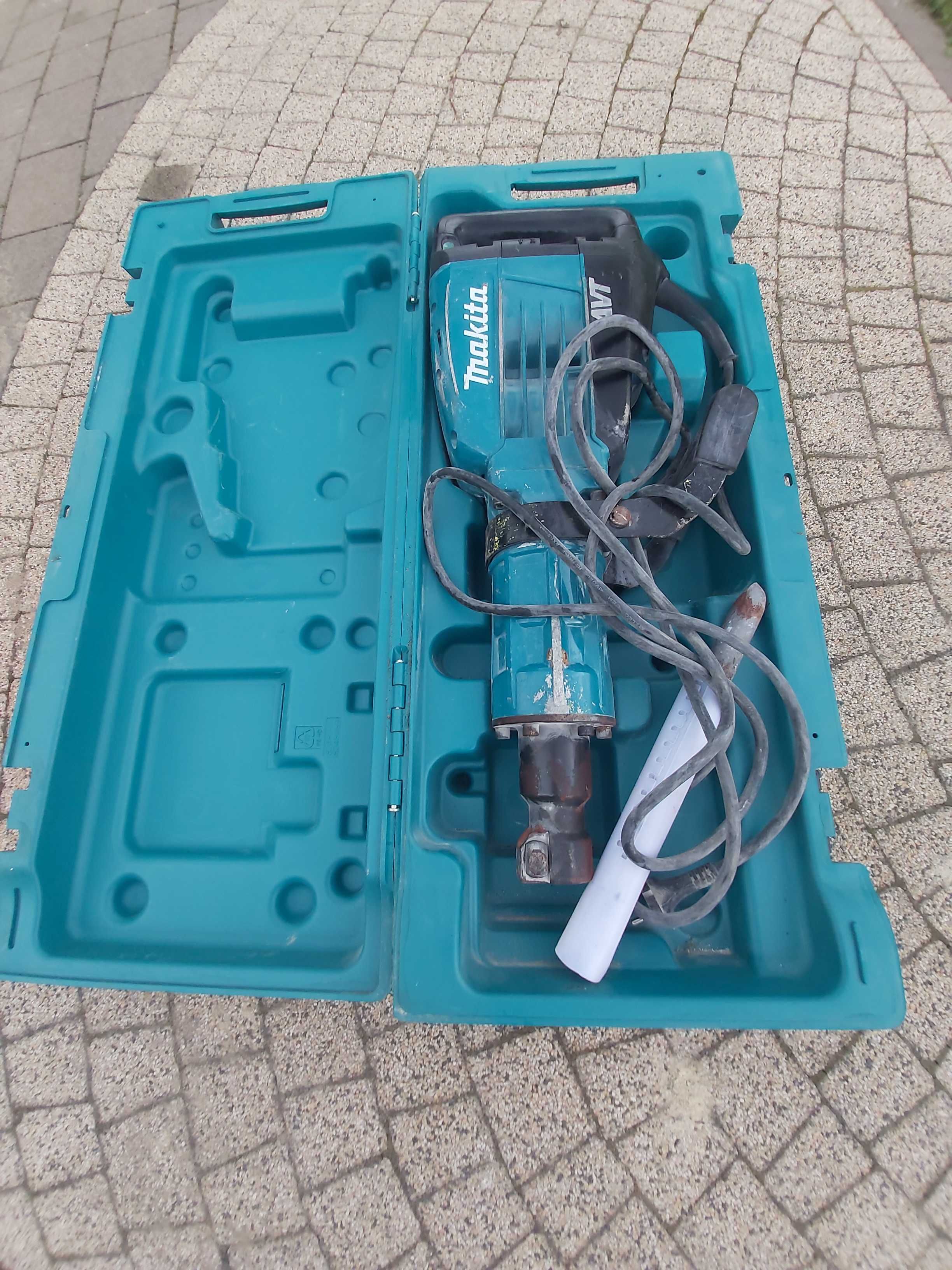 Młot Makita HM1317C