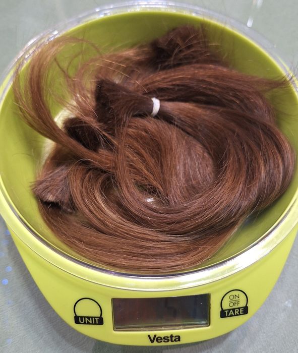 Włosy naturalne na poziomie 7 długość 20-30 cm  plus kilka krótszych