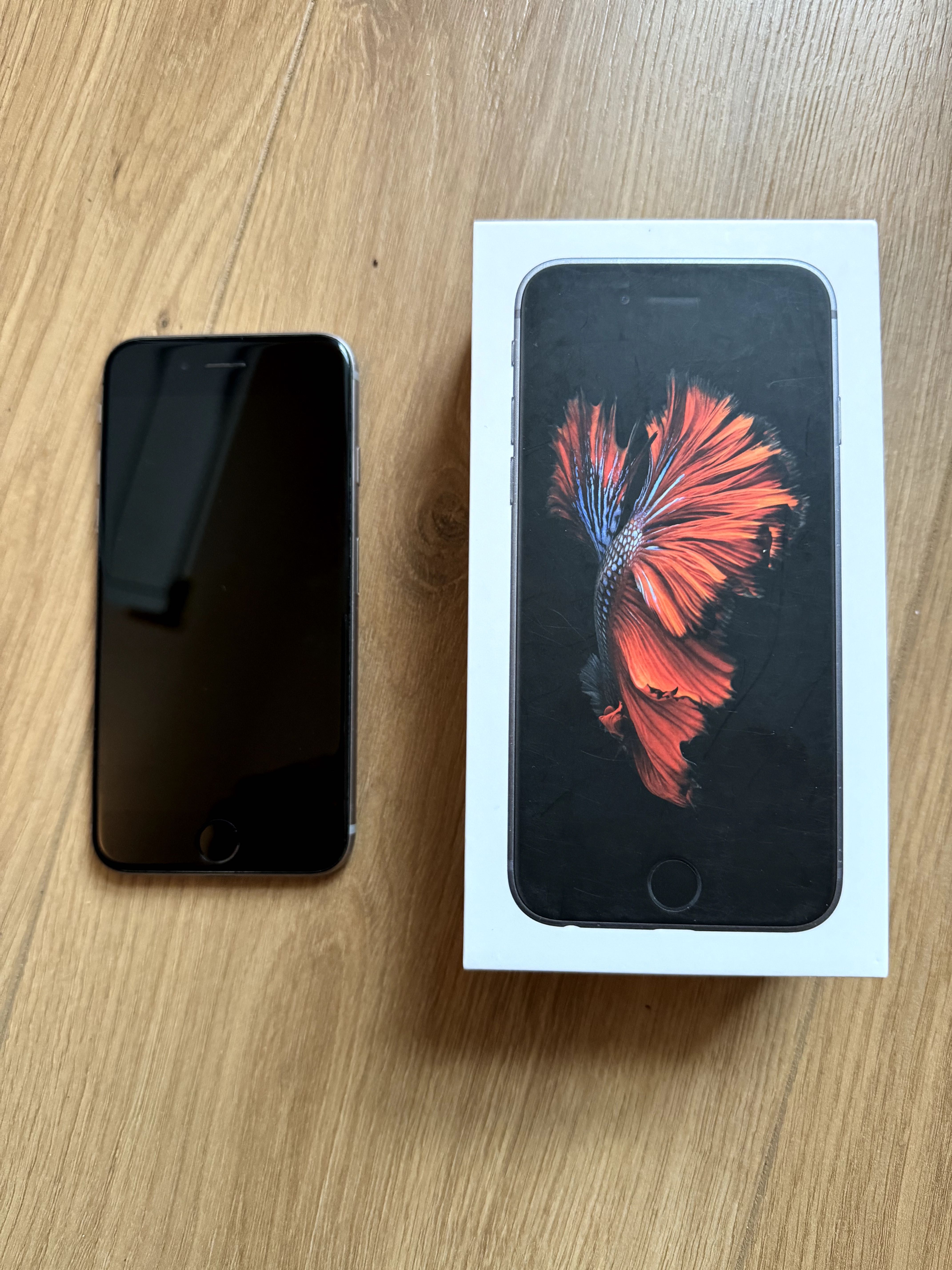 iPhone 6s, Space Gray, 32 GB