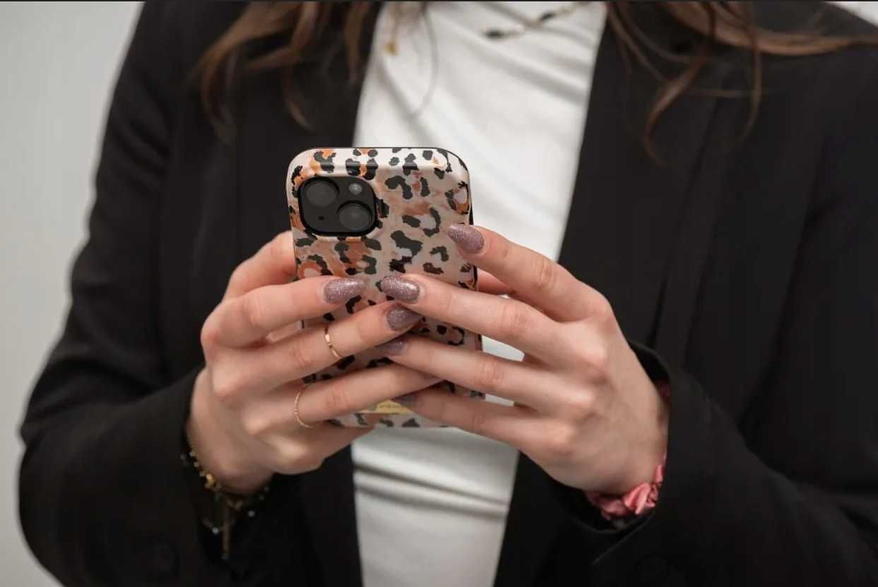Apple iPhone 14 Pro Etui PANTERKA