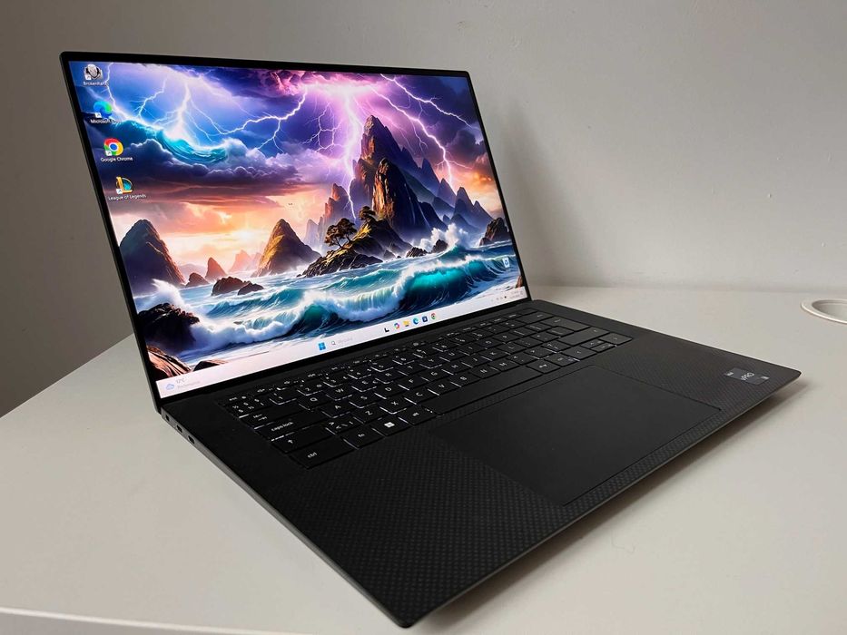 Dell Precision 5570 i9-12900H 15,6 FHD 32GB  1TB SSD RTX A2000 8GB W11