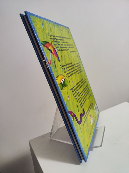 Błękitne dobranocki 22 opowiadania wiersze polskich autorów .