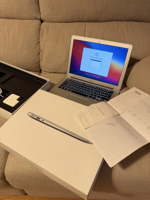 Macbook Air 13’ Novo c/ Fatura 47 ciclos Bateria