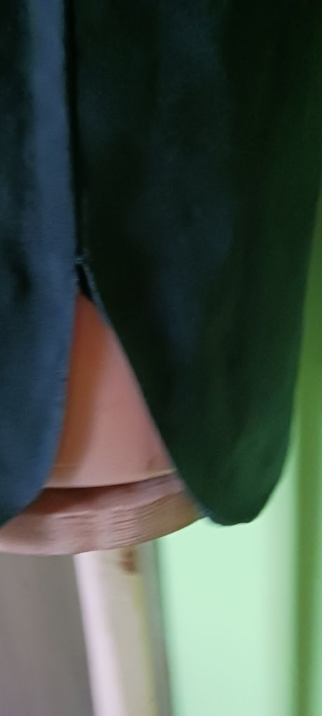 Czarny satynowy podkoszulek Dorothy Perkins rozm.38