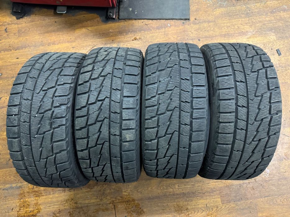 Майже нова гума 245 40 18
