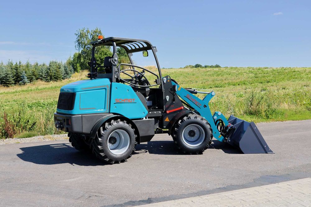 Ładowarka kołowa Schmidt 4350A Nowa 4x4 miniładowarka  2 tony NOWOŚĆ