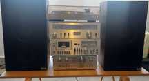 Aparelhagem Akai + Continental Edison com 2 Colunas