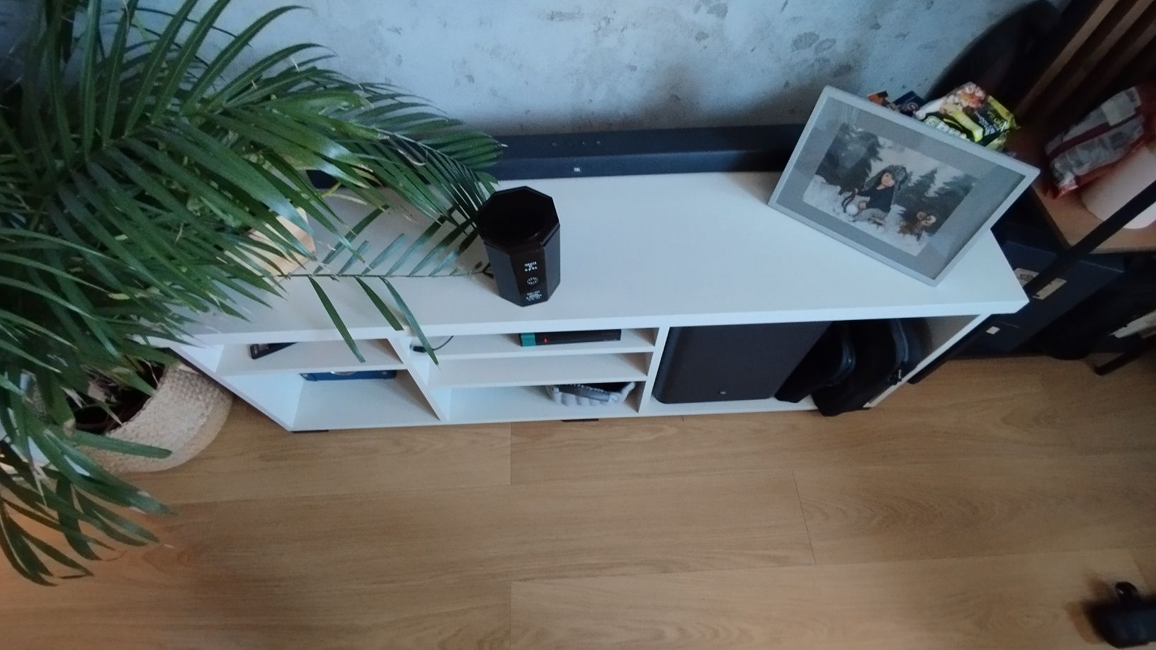 Półka biała RTV używana