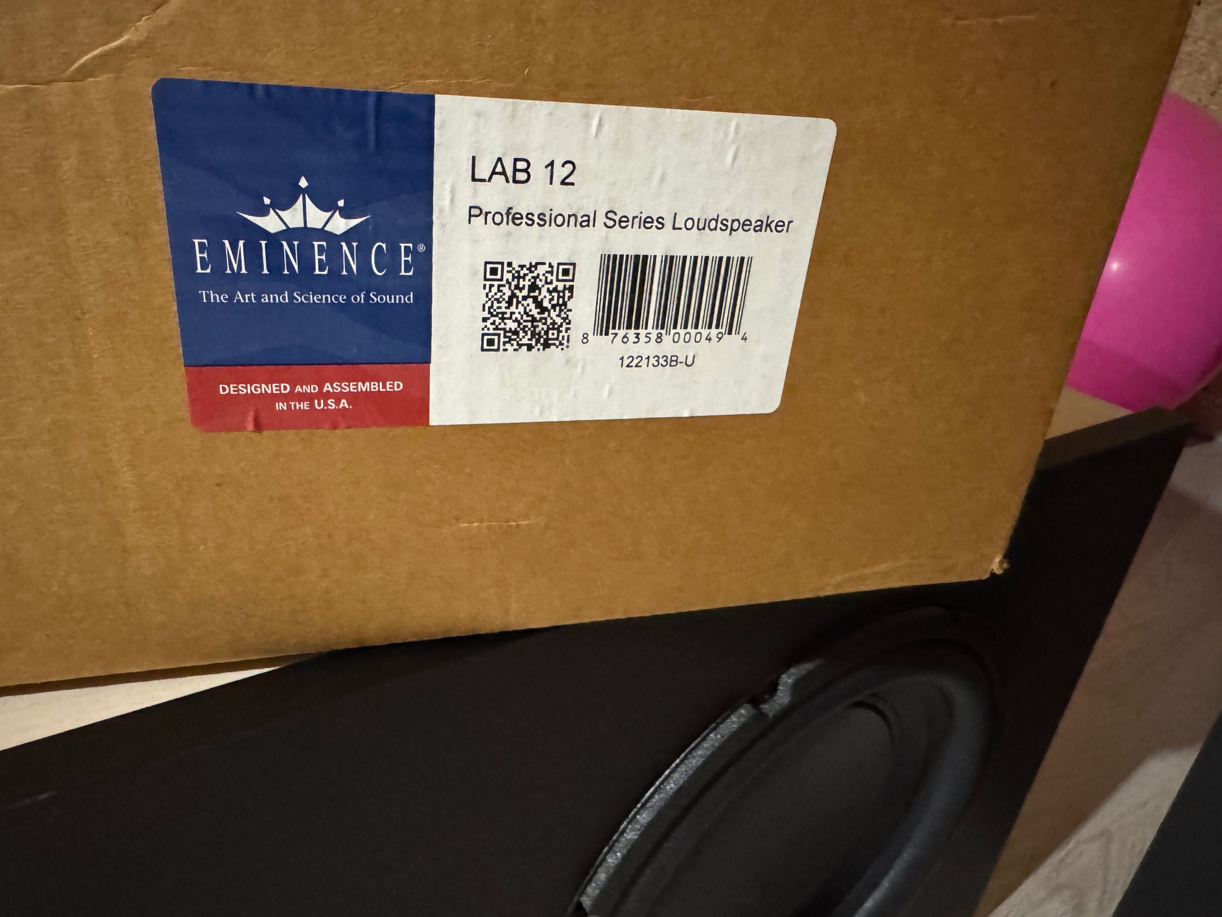 Subwoofer zamknięty na 2x Eminence LAB12 - subbas - sub