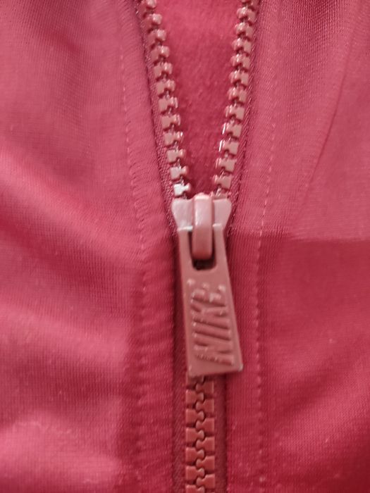Casaco Nike vermelho