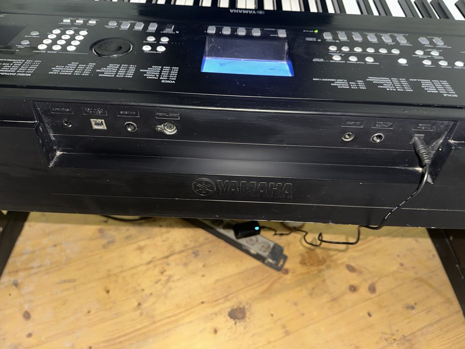 Синтезатор yamaha dgx-650