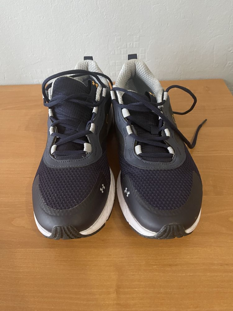 Under Armour Hovr Sonic Strt