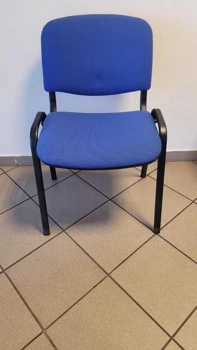 Krzesła konferencyjne biurowe niebieskie szare Meble Agata