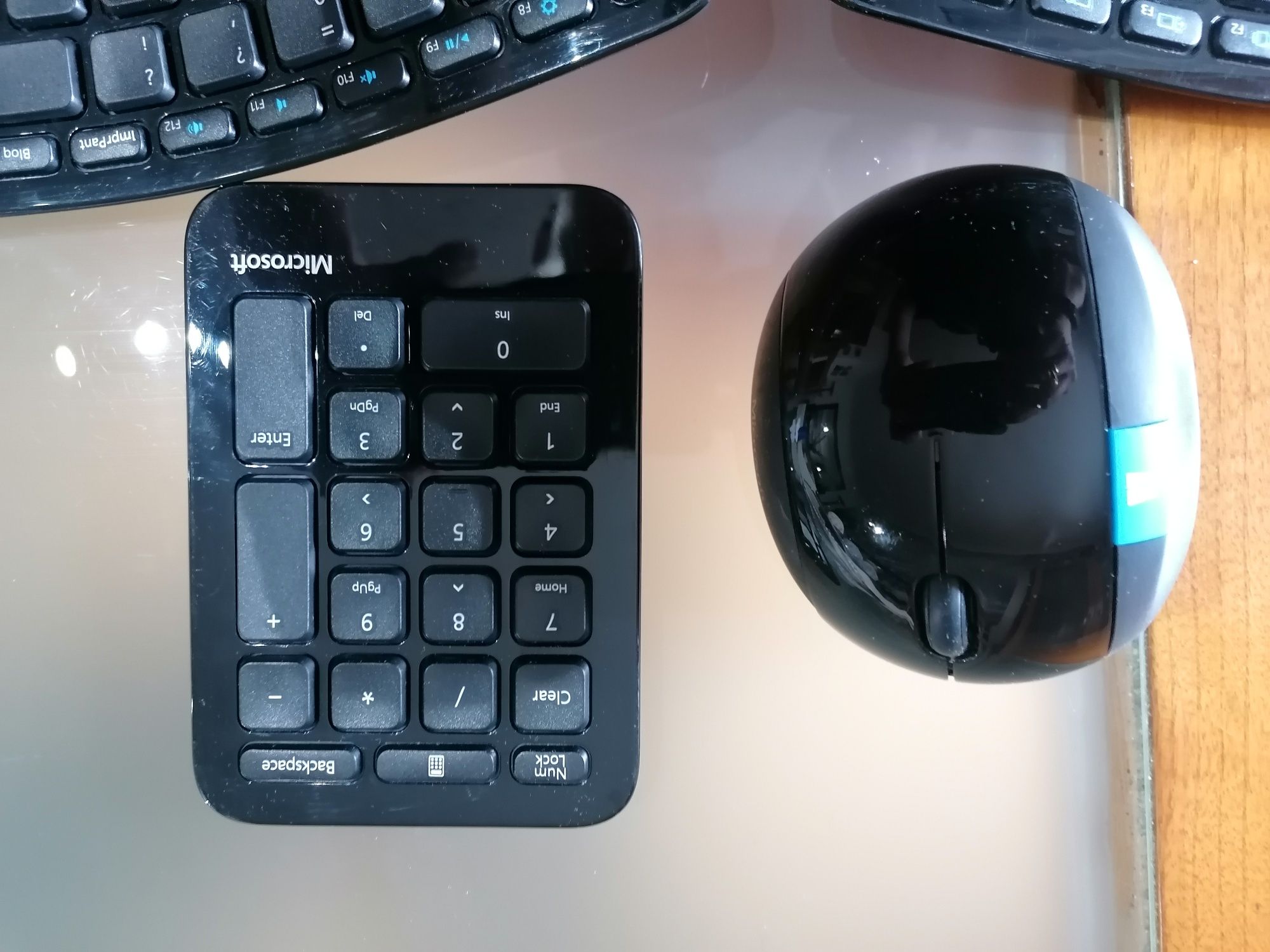 Teclado ergonómico + rato + teclado numérico