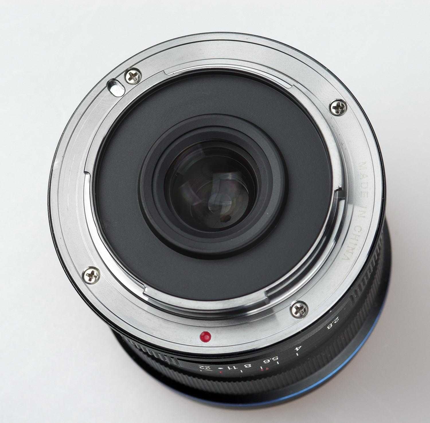 Fuji X/ Venus Optics Laowa 9mmf/2.8 C-Dreamer (Zero-D) надширококутник
