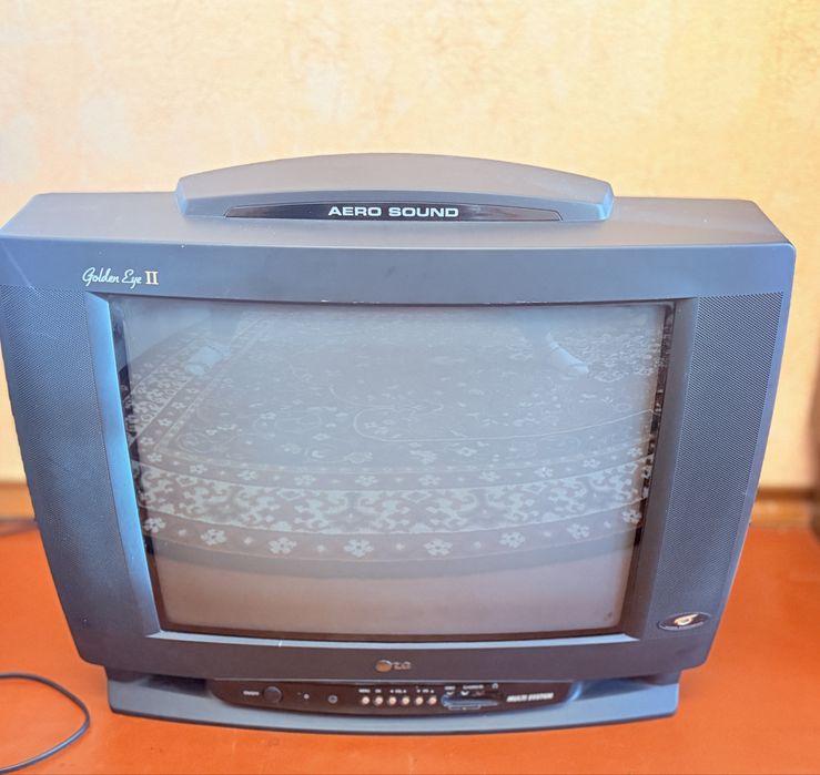 Продам телевізор LG