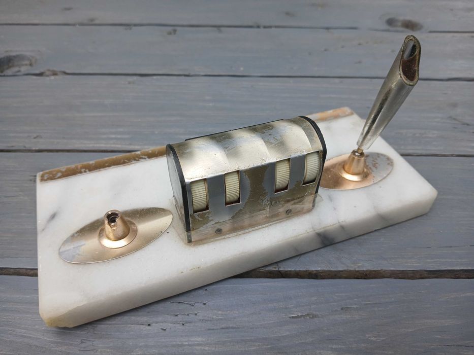 Zestaw na biurko z kalendarzem Retro