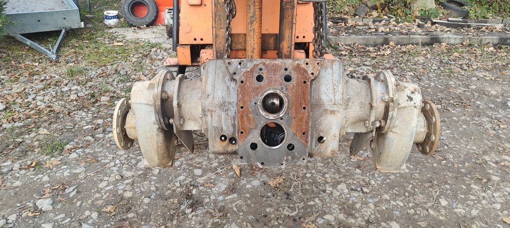 Tylny most kompletny zwolnice mechanizm różnicowy 1985 rok URSUS C360