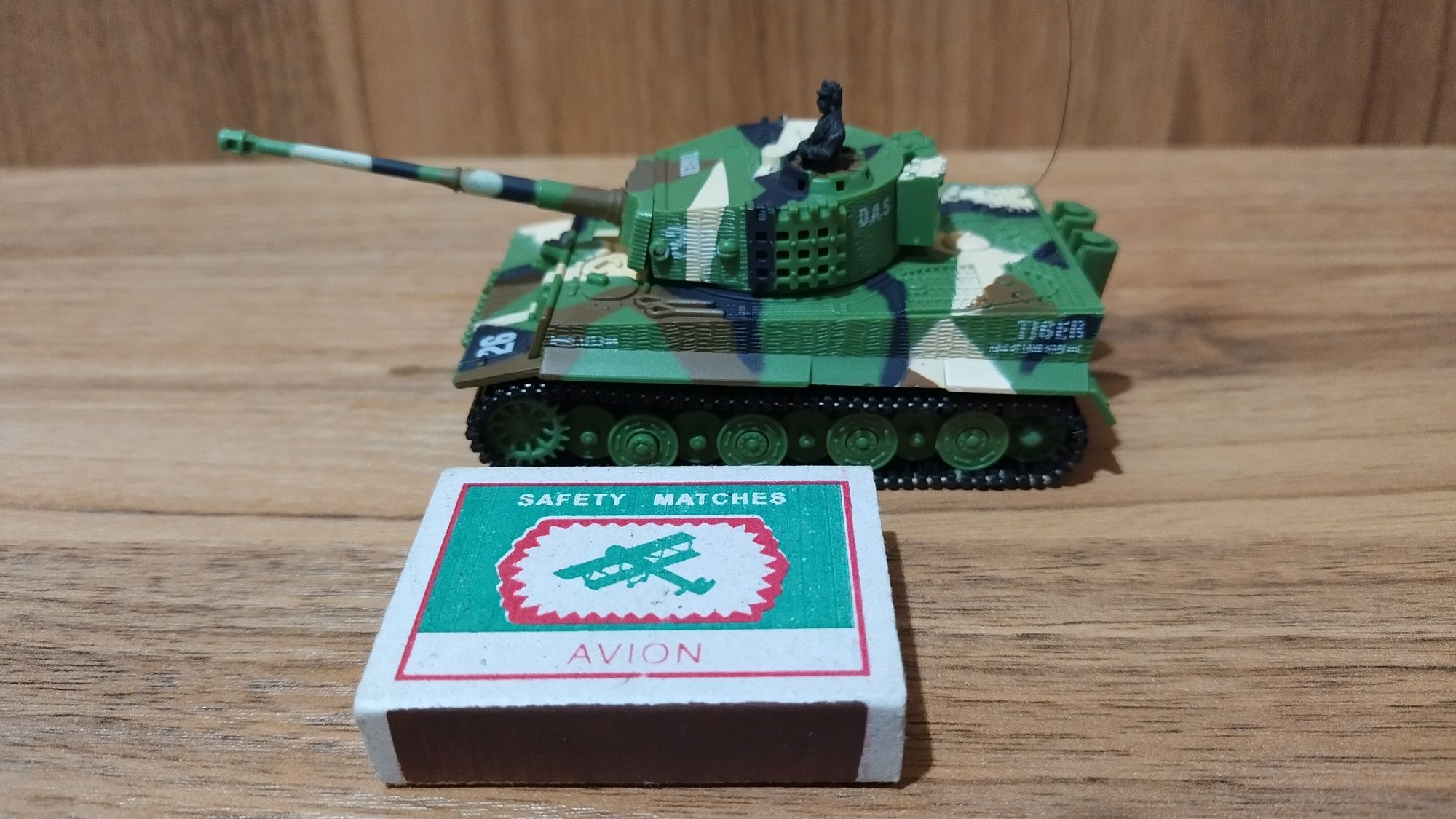 Радиоуправляемая модель танка Tiger 1:72