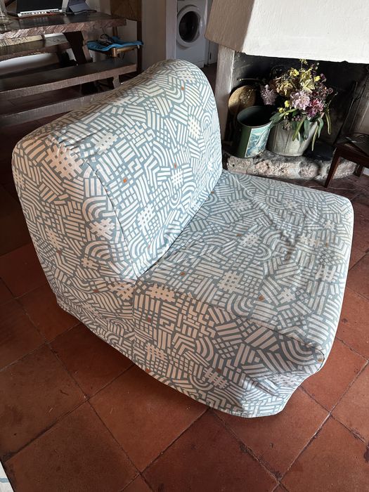Sofa poltrona cama solteiro
