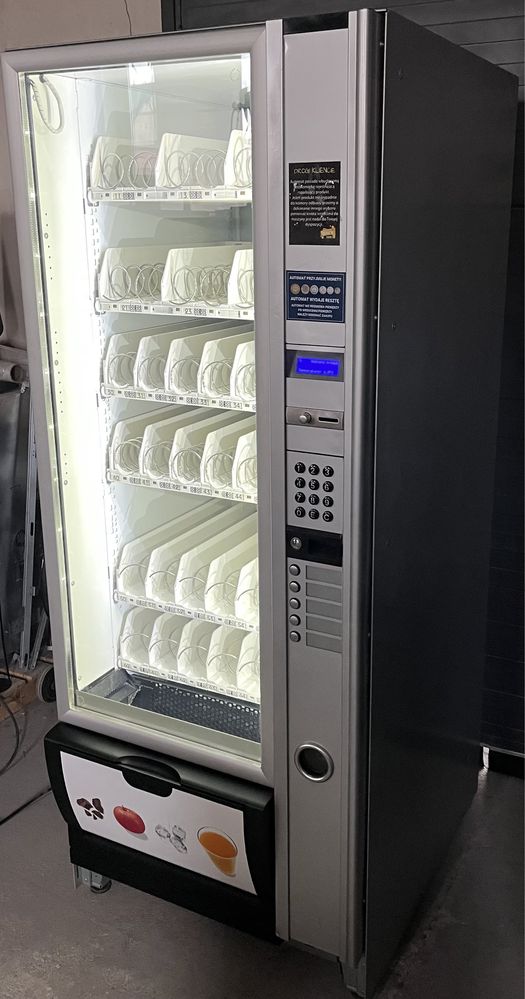 Necta vending Snaky Max automat sprzedający