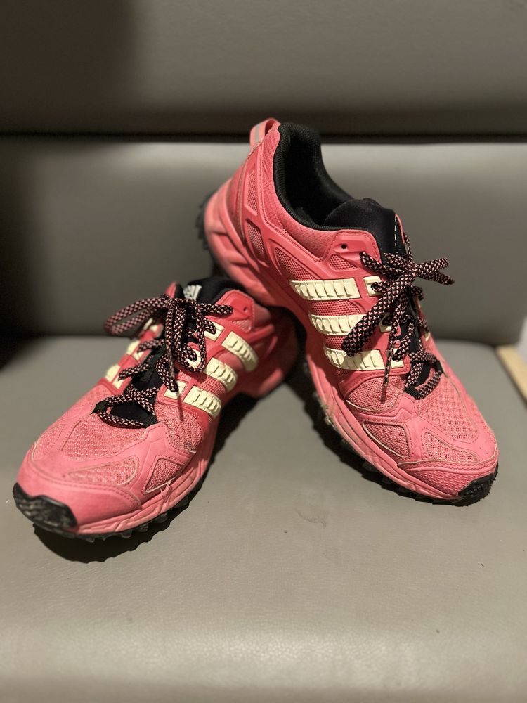 Adidas 42 kanadia 26,5cm 41 buty do biegania różowe biegowe terenowe