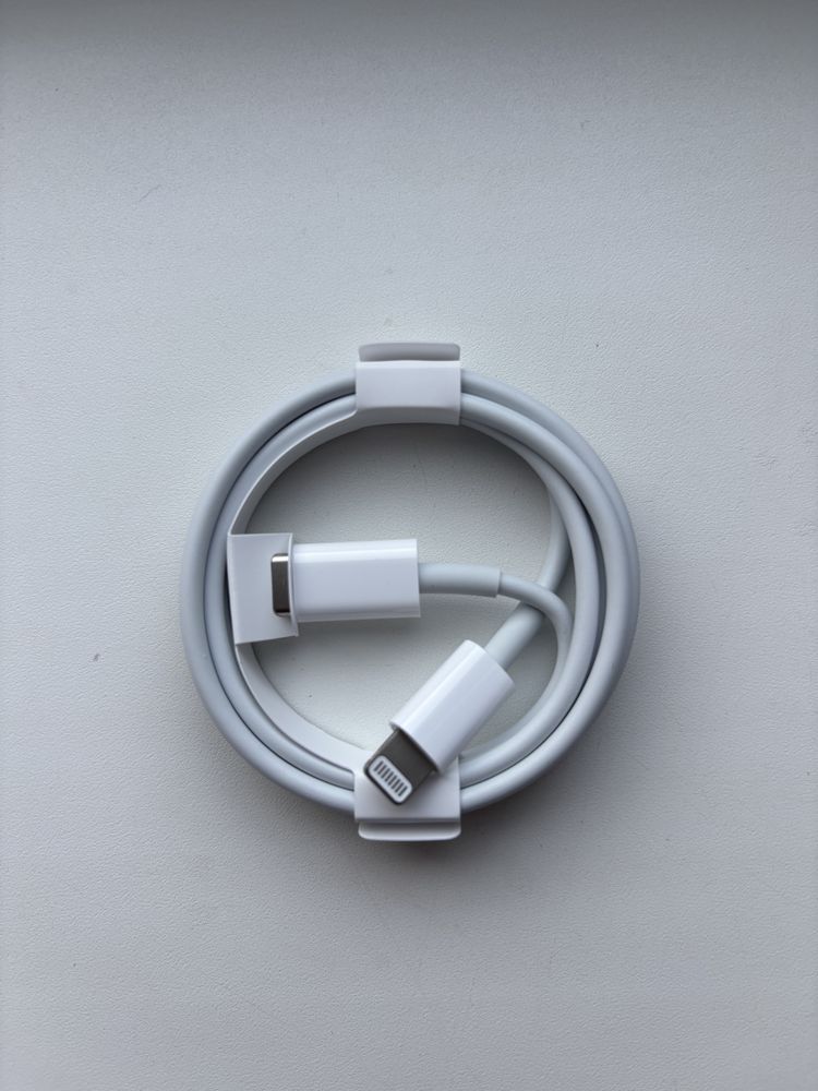 Apple кабель Lightning USB-C